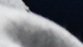 Crece demanda de mochilas antibalas contra la epidemia de tiroteos escolares en EE.UU.