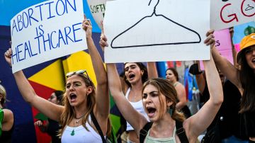 Activistas por el derecho al aborto enfrentan una larga lucha por defenderlo en muchos estados.