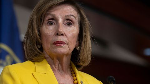 Nancy Pelosi llega a Taipei, Taiwán, ante tensión entre EE.UU. y China