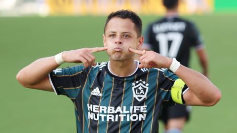 Javier 'Chicharito' Hernández celebra con el LA Galaxy.