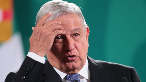 VIDEO: Captan al doble de AMLO en Países Bajos y se vuelve un fenómeno en redes