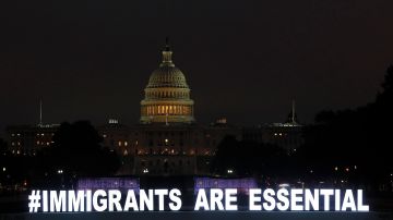 El Congreso evalúa la Ley de Registro para beneficiar a millones de inmigrantes indocumentados.