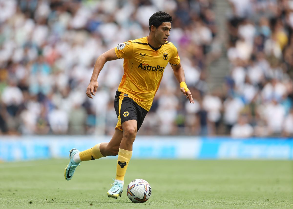 Ocho minutos necesitó Raúl Jiménez para colocar el primer tanto de su equipo. 