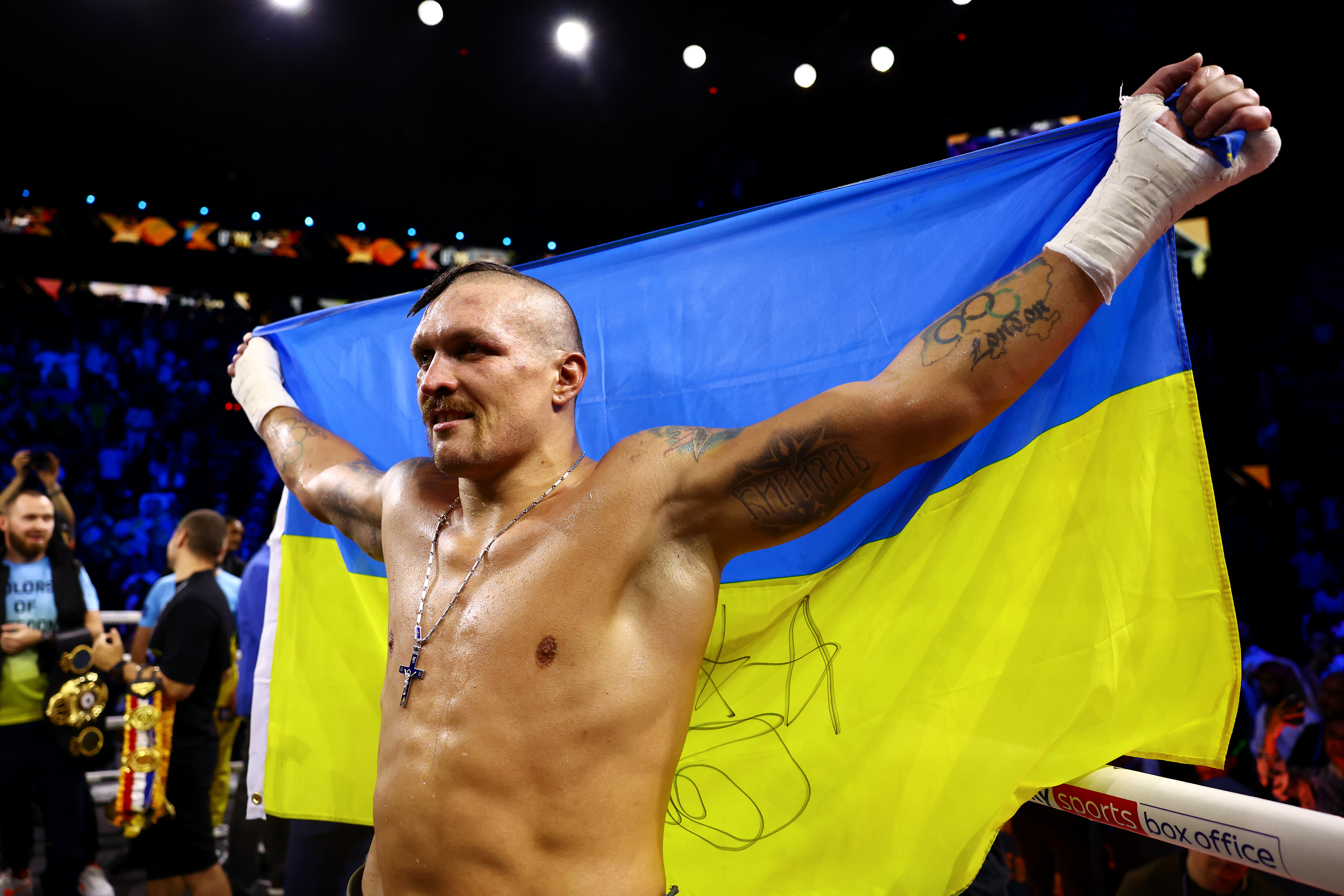 Oleksandr Usyk Venció En Memorable Combate De Revancha A Anthony Joshua ...