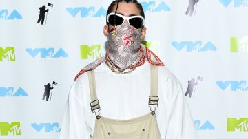 Bad Bunny en los MTV VMA's 2022.