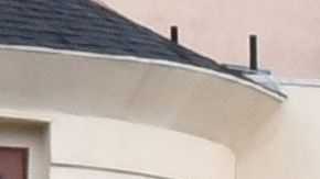 VIDEO: Rescatan a mujer de su auto justo antes de que se lo tragara un socavón en El Paso