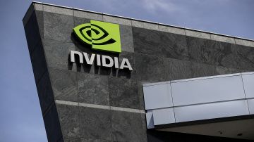 EE.UU. ordena a fabricante de chips Nvidia que restrinja sus exportaciones a China por temor a posible uso militar
