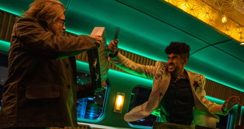 Bad Bunny y Brad Pitt en la cinta 'Bullet Train' / Cortesía: Sony Pictures