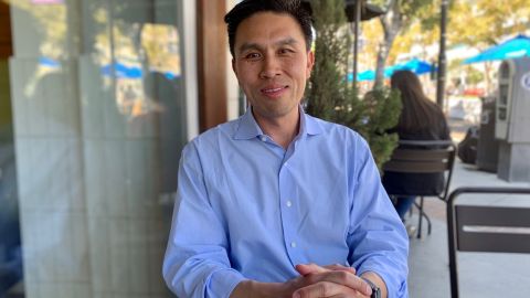 Lanhee Chen, candidato a contralor de California se considera un republicano con sentido común. (Araceli Martínez/La Opinión)
