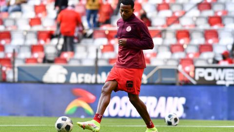 Michael Estrada vestiría su segunda camiseta en México.