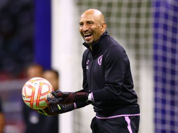 Óscar Pérez tomará las riendas del equipo de forma interina