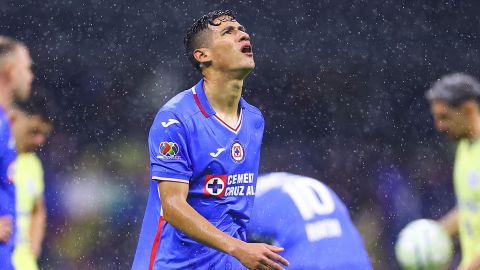 Uriel Antuna lamenta la goleada más grande en la historia de Cruz Azul.