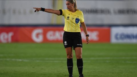 El arbitraje femenino cada vez está teniendo mayor impacto mundial.