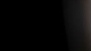 Mujer enfrenta a ladrón con un trapo, evita que robe su negocio (VIDEO)