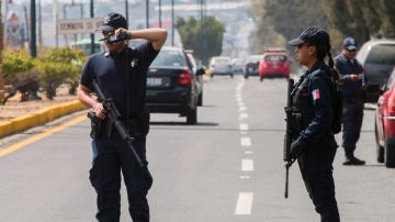 Policías en Michoacán