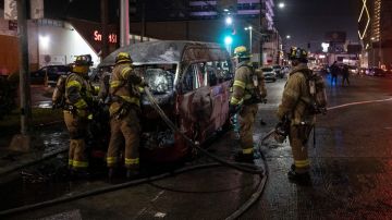 Vehículos incendiados en Tijuana