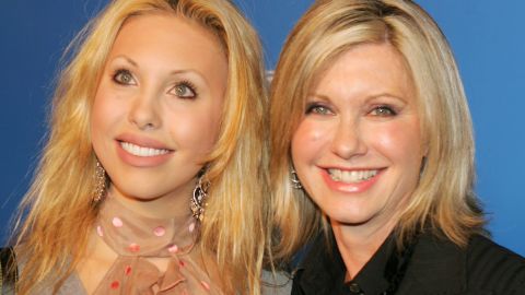 Chloe Lattanzi y Olivia Newton John