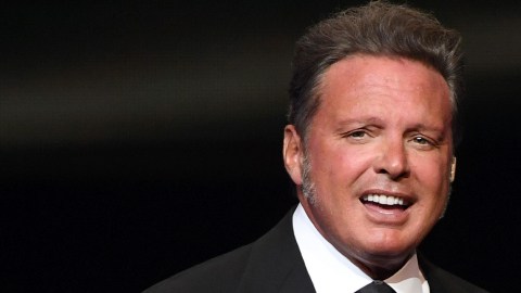‘Chisme No Like’ niega que Luis Miguel quiera comprar finca de Paloma Cuevas: “Eso es una burrada”