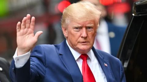 Trump estaba en Nueva York cuando ocurrió el registro de su residencia del sur de Florida.