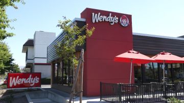 Imagen de un restaurante de la cadena de comida rápida Wendy's.