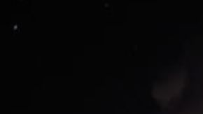 ¿Por qué no es seguro bañarse o lavar platos durante una tormenta eléctrica