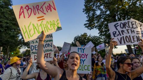 Los republicanos están a favor de prohibir el aborto porque aseguran ser pro-vida.