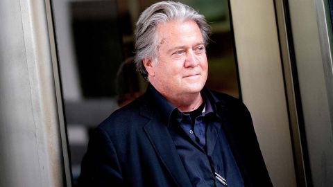 Steve Bannon no logró convencer al juez federal, quien declinó su solicitud.