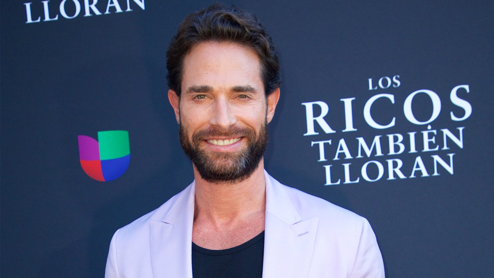 Sebastian Rulli festeja el cumpleanos de su cunado