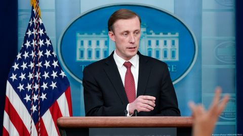 EE.UU. advierte a Rusia de una "respuesta decisiva" si usa armas nucleares