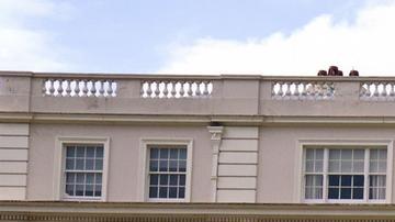 Decenas de empleados de Carlos III fueron despedidos