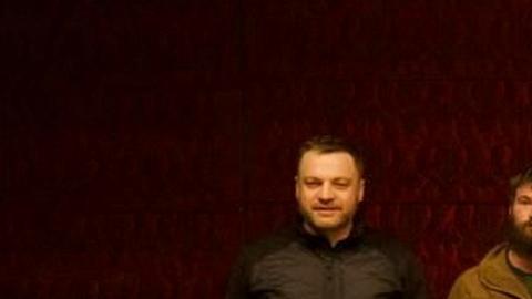 Ucrania anuncia liberación de 215 prisioneros de guerra, entre ellos un político cercano a Putin