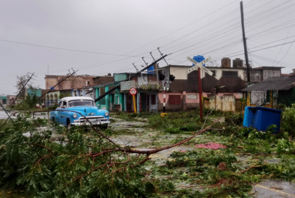 Hurricane Ian causes massive blackout in Cuba and leaves serious damage and floods on the island
