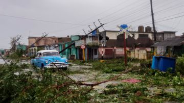 Huracán Ian provoca apagón masivo en Cuba y deja graves daños e inundaciones en la isla