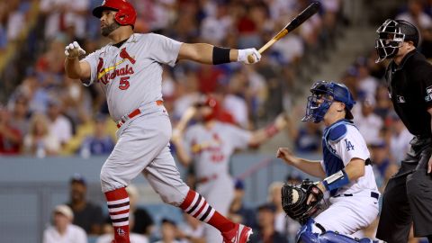 Albert Pujols llegó a los 700 cuadrangulares.