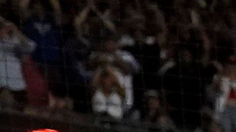 Albert Pujols luego de conectar su cuadrangular 700.