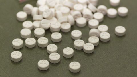 Alumnos de secundaria son hospitalizados tras cumplir reto del clonazepam