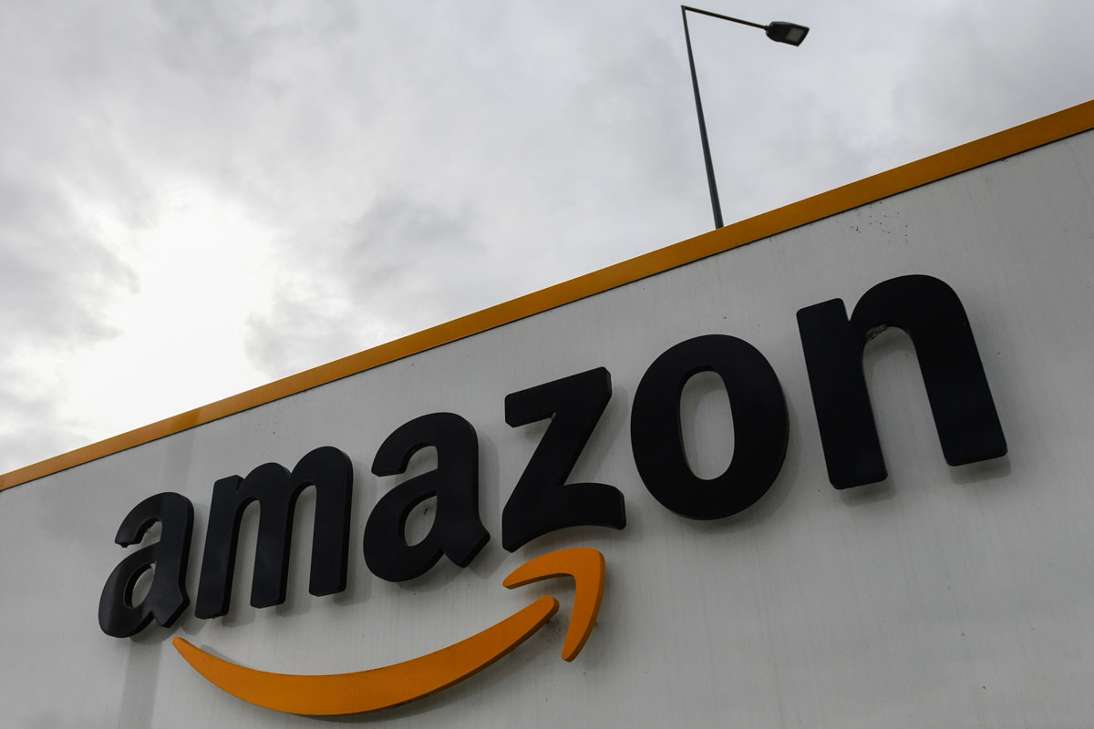 Amazon dejó de realizar entregas sobre el límite de tiempo en que el huracán Ian arribaba a las costas estadounidenses.