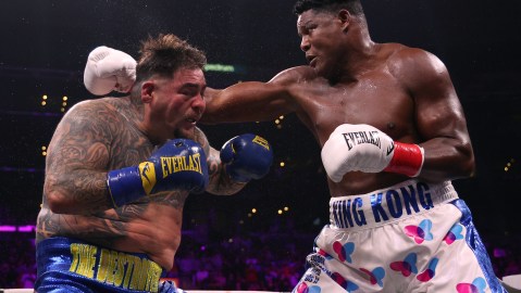 Andy Ruiz no convenció a Julio César Chávez a pesar de imponerse sobre Luis Ortíz.
