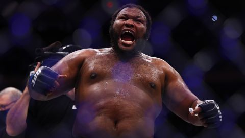 Chris Barnett logró su segundo triunfo en la UFC y su victoria número 23 en las Artes Marciales Mixtas.