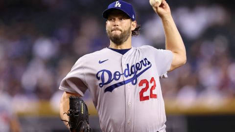 Clayton Kershaw lanzó una joya contra Arizona y los Dodgers se titularon campeones de su división.
