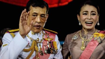 En Tailandia los miembros de la realeza son intocables