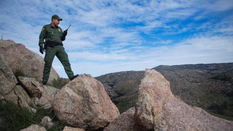 Excursionista de California que buscaba agua para su novia en medio de una ola de calor fue hallado muerto