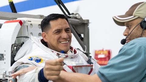 Frank Rubio es el primer astronauta de NASA de origen salvadoreño en ir al espacio.