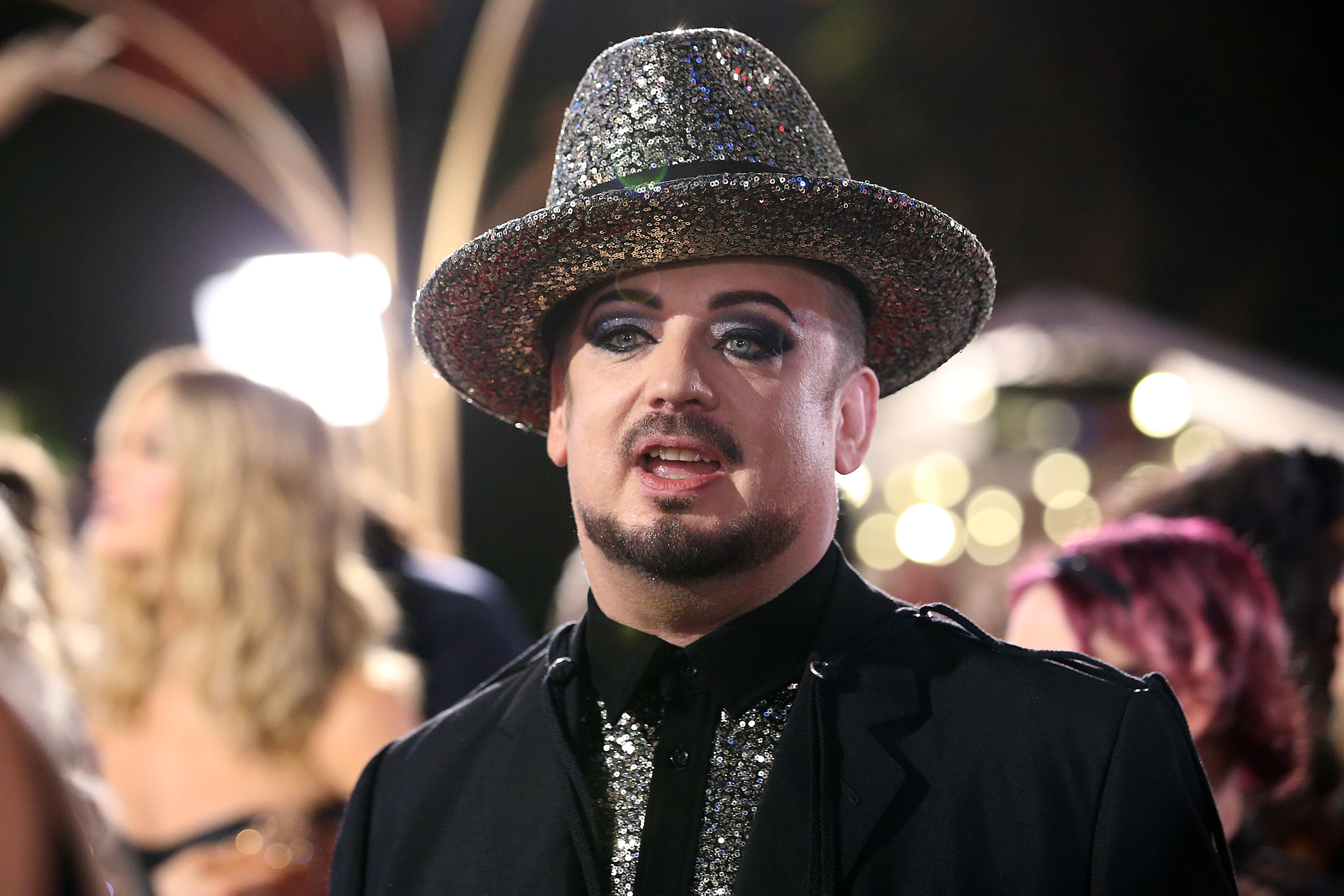 Бой Джордж. Бой Джордж 2022. Бой Джордж 2022 сейчас. Boy George 2023.