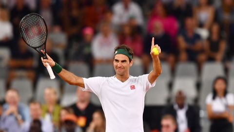 Federer colocará la raqueta en la pared y no la usará más.