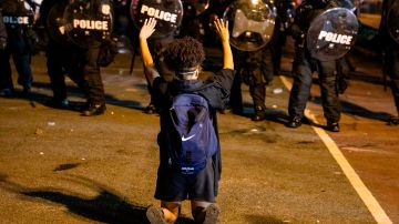 Las protestas contra abusos policiales en 2020 motivaron a reclamar una reforma policial que se ha diluido.