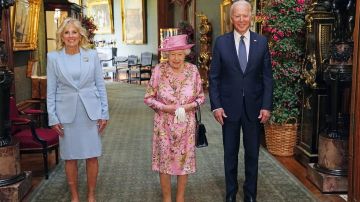 En junio pasado, el presidente Joe Biden y la primera dama Jill Biden se reunieron con la Reina Isabel II.