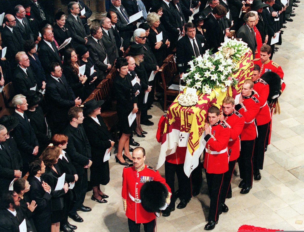 El funeral de la princesa Diana: 2.500 millones de televidentes le