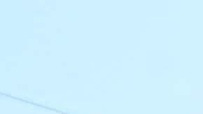 Soldados rusos abandonaron armamento en Balakliya, recientemente recuperada por Ucrania.