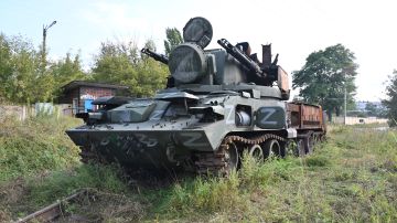 Soldados rusos abandonaron armamento en Balakliya, recientemente recuperada por Ucrania.